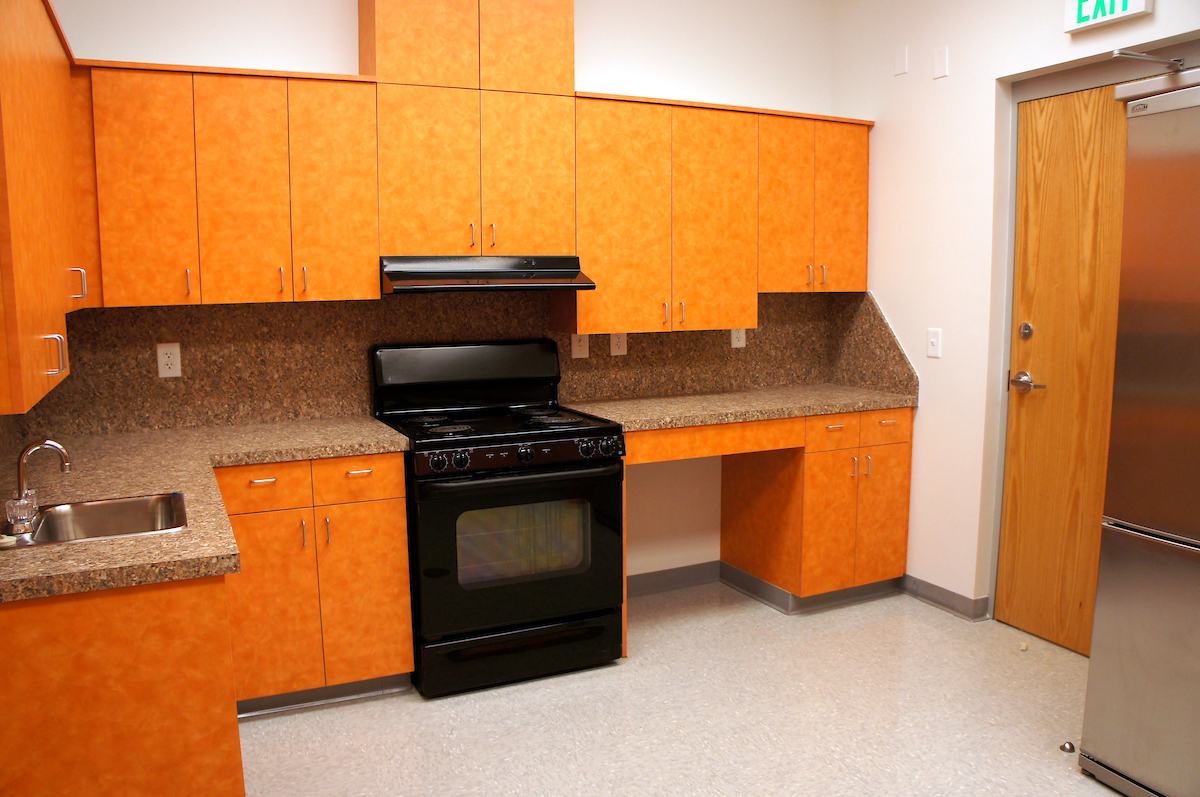 Alston-Massenburg Center kitchen